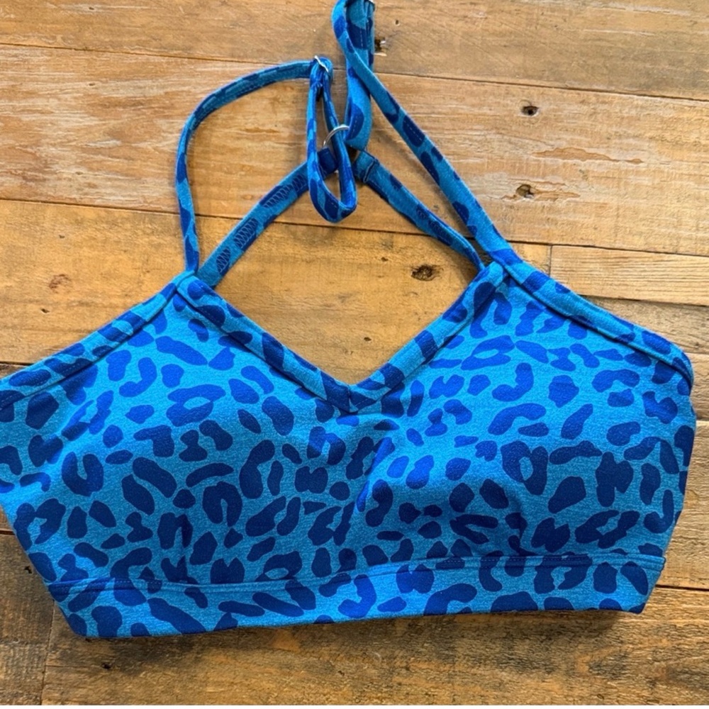 Bombshell Sportswear Blue Leopard Set - Picture 3 of 5